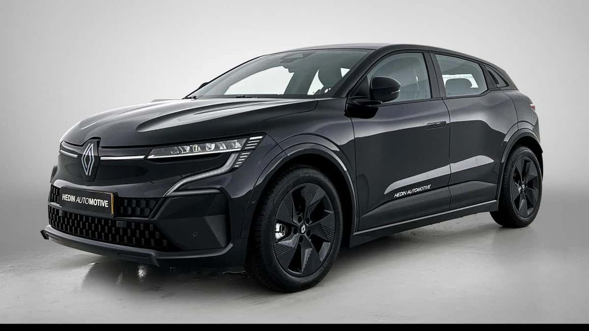 Renault Mégane E-Tech (2025) — foto 1