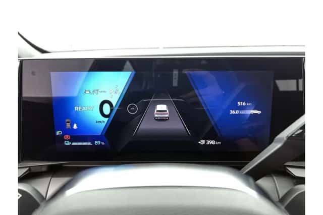 Renault Mégane E-Tech (2025) thumbnail 12