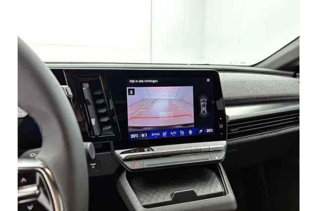 Renault Mégane E-Tech (2025) thumbnail 14