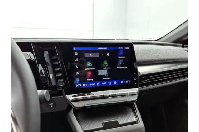 Renault Mégane E-Tech (2025) thumbnail 24