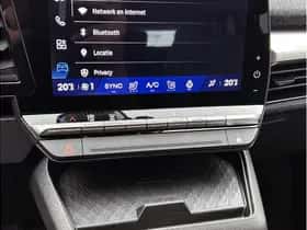 Renault Mégane E-Tech (2025) thumbnail 25