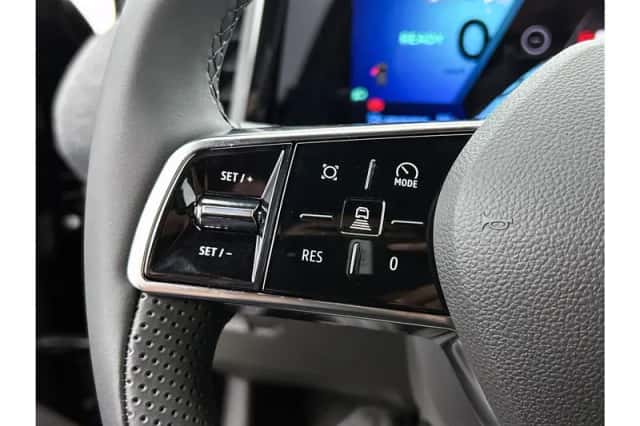 Renault Mégane E-Tech (2025) thumbnail 6
