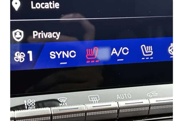 Renault Mégane E-Tech (2025) thumbnail 8
