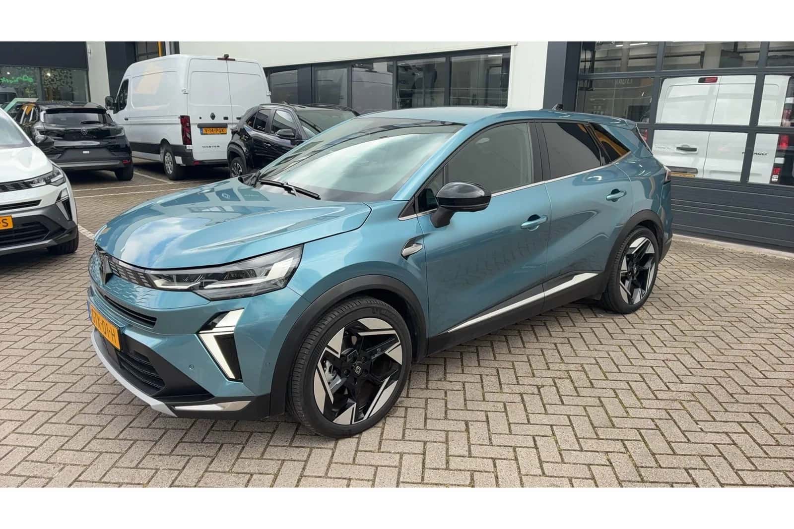 Renault Symbioz (2024) — foto 1