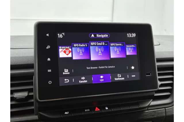 Renault Trafic (2025) thumbnail 12