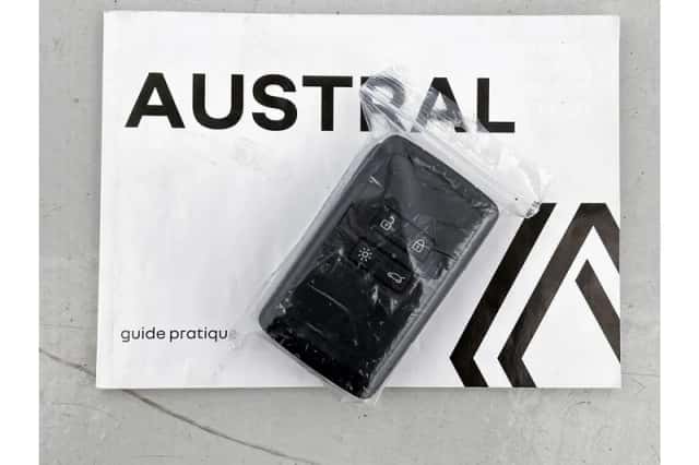 Renault Austral (2024) thumbnail 37