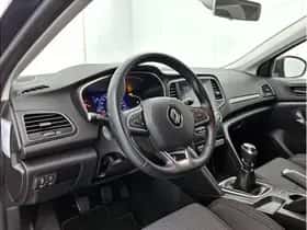 Renault Mégane (2023) thumbnail 16
