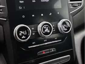 Renault Mégane (2023) thumbnail 23