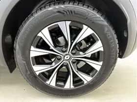 Renault Captur (2023) thumbnail 5