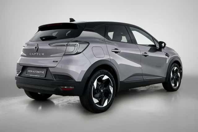 Renault Captur (2025) thumbnail 2