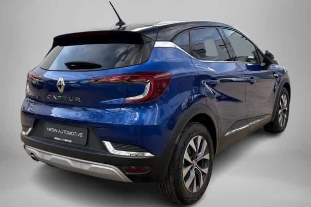 Renault Captur (2021) thumbnail 2