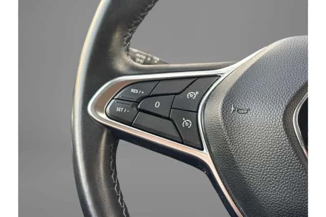 Renault Captur (2021) thumbnail 14