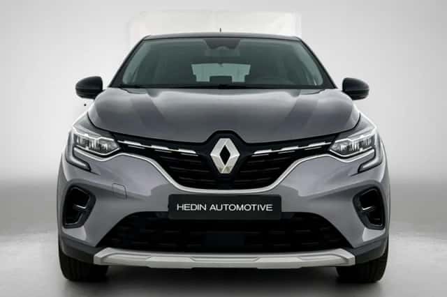 Renault Captur (2022) thumbnail 5