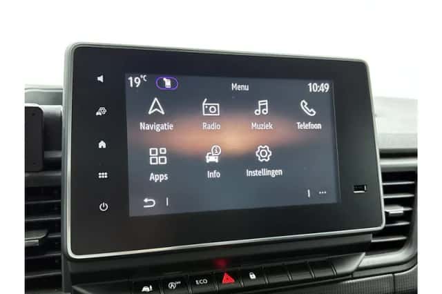Renault Trafic (2023) thumbnail 17