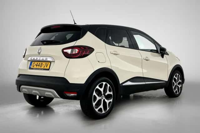 Renault Captur (2019) thumbnail 2