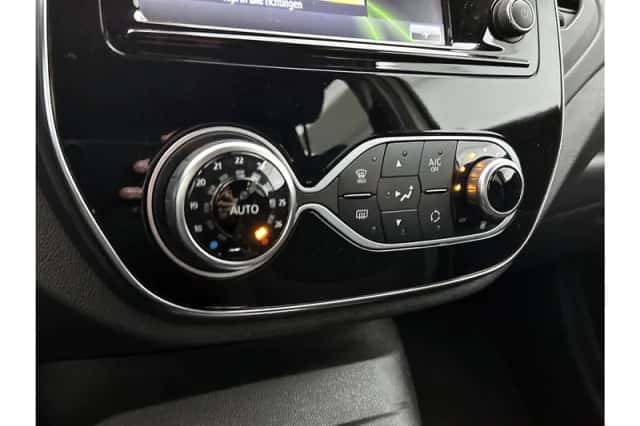 Renault Captur (2019) thumbnail 19