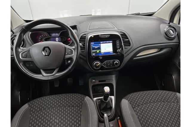 Renault Captur (2019) thumbnail 3