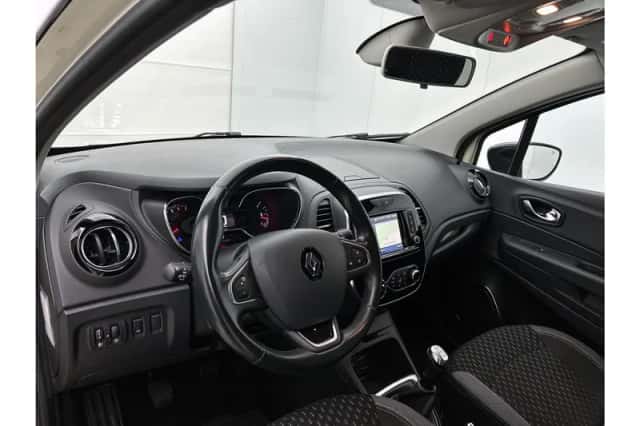 Renault Captur (2019) thumbnail 8