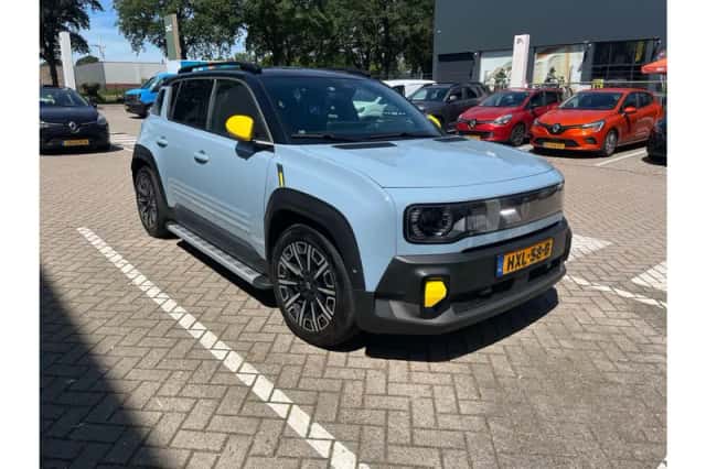 Renault 4 (2025) thumbnail 2