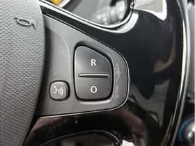 Renault Captur (2016) thumbnail 15