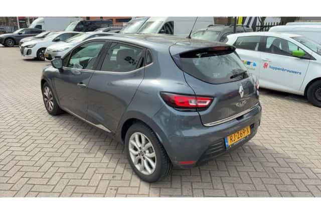 Renault Clio (2017) thumbnail 2