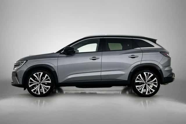 Renault Austral (2025) thumbnail 2