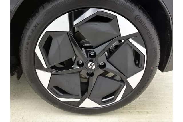 Renault Clio (2026) thumbnail 5