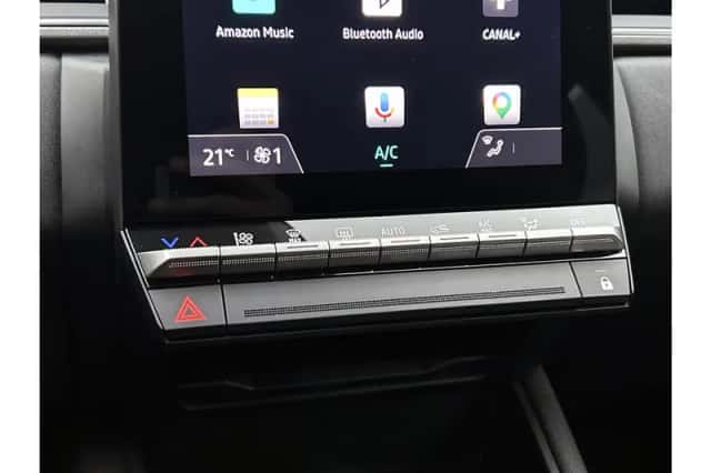 Renault Captur (2025) thumbnail 18