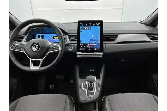 Renault Captur (2025) thumbnail 3