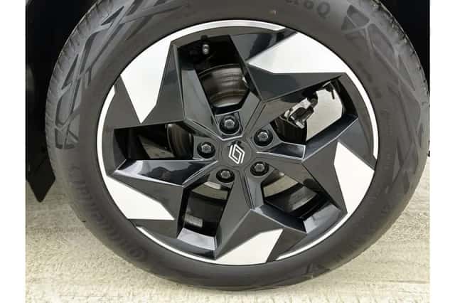 Renault Captur (2025) thumbnail 4