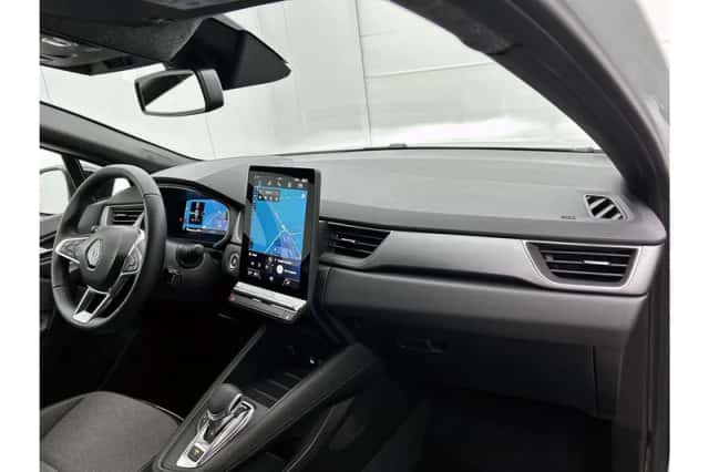 Renault Captur (2025) thumbnail 9