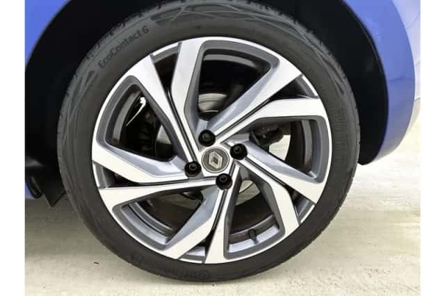 Renault Clio (2019) thumbnail 4