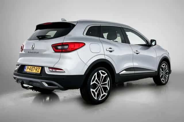 Renault Kadjar (2022) thumbnail 2
