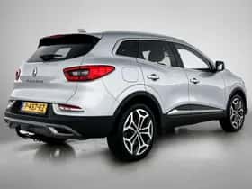 Renault Kadjar (2022) thumbnail 2