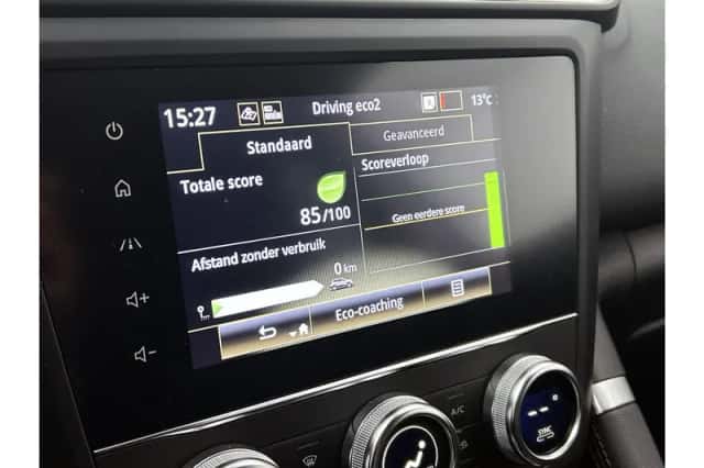 Renault Kadjar (2022) thumbnail 17