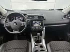 Renault Kadjar (2022) thumbnail 3