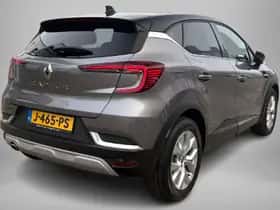 Renault Captur (2020) thumbnail 2