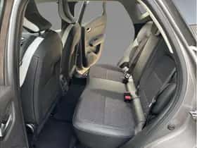 Renault Captur (2020) thumbnail 22