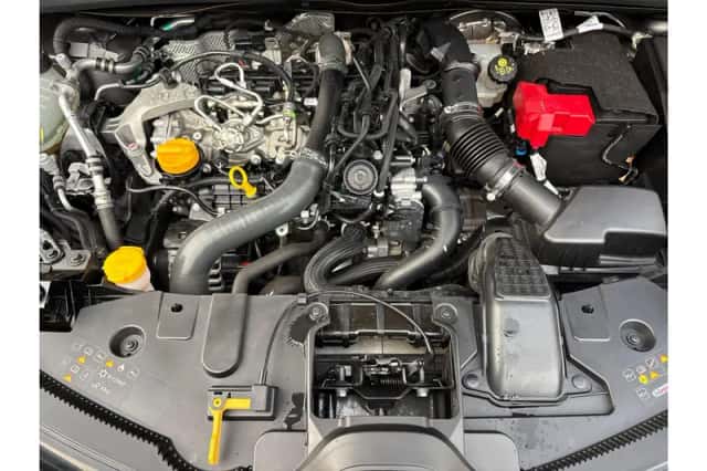 Renault Captur (2020) thumbnail 28