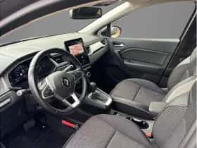 Renault Captur (2020) thumbnail 8