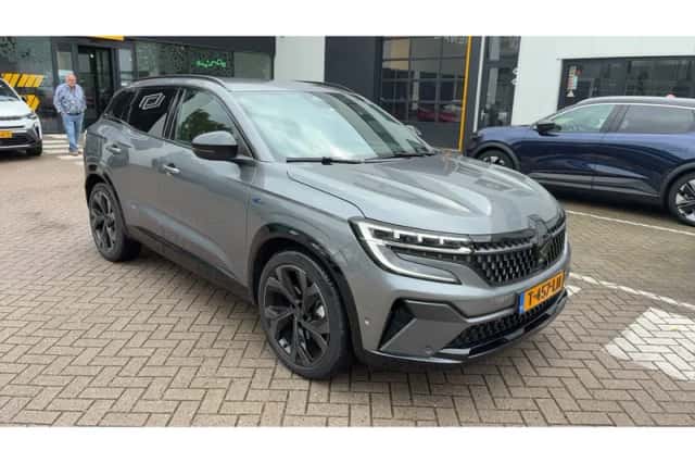Renault Austral (2023) thumbnail 5