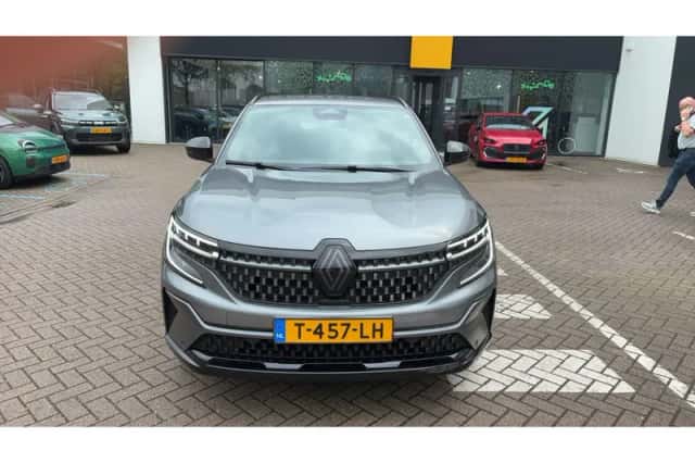 Renault Austral (2023) thumbnail 6