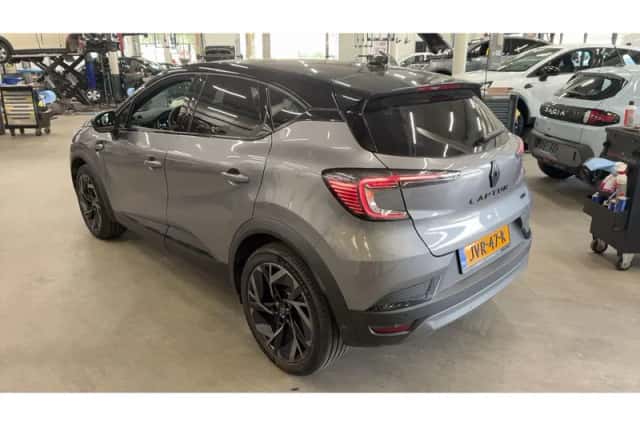Renault Captur (2026) thumbnail 2