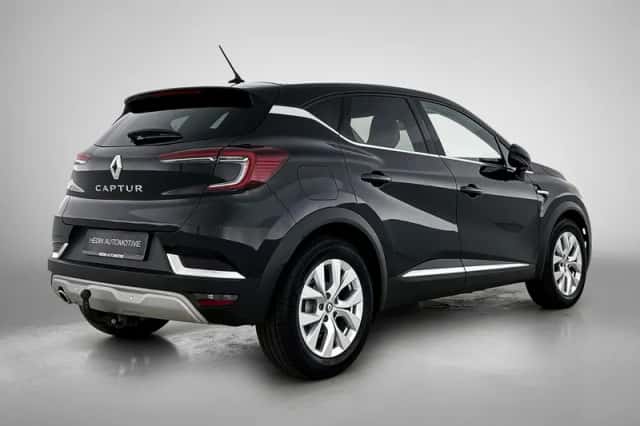 Renault Captur (2021) thumbnail 2