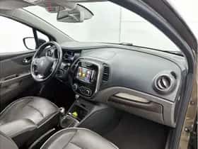 Renault Captur (2016) thumbnail 10