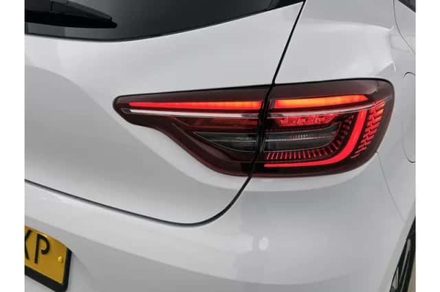 Renault Clio (2022) thumbnail 26