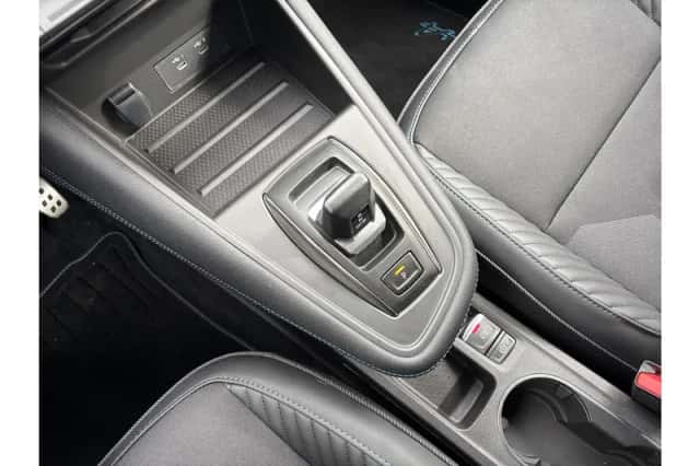 Renault Captur (2026) thumbnail 10