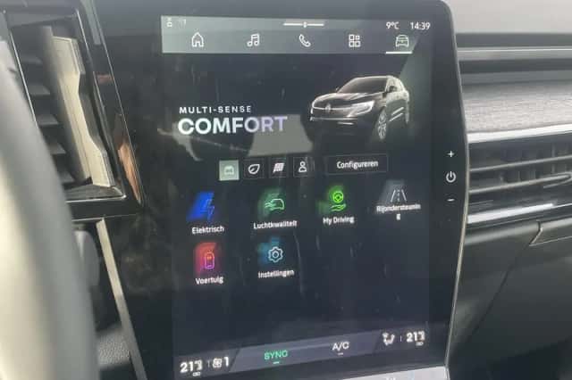 Renault Austral (2025) thumbnail 25