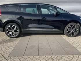 Renault Grand Scénic (2023) thumbnail 17