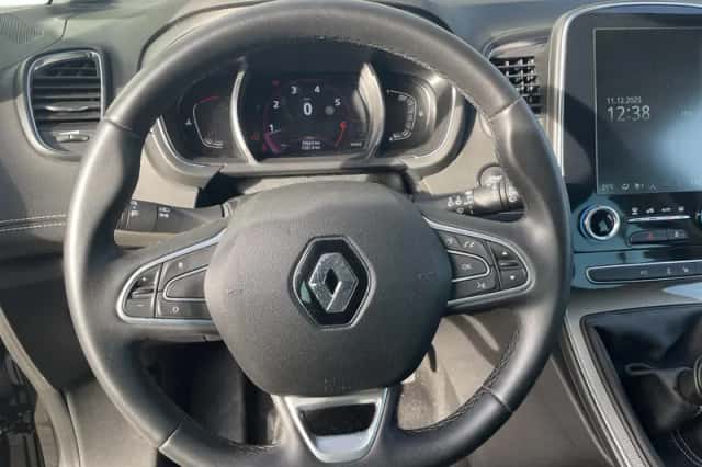 Renault Grand Scénic (2023) thumbnail 18